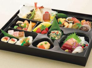 会席料理 (吸物付)