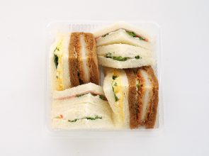 ロースカツ・ミックスサンドウィッチ